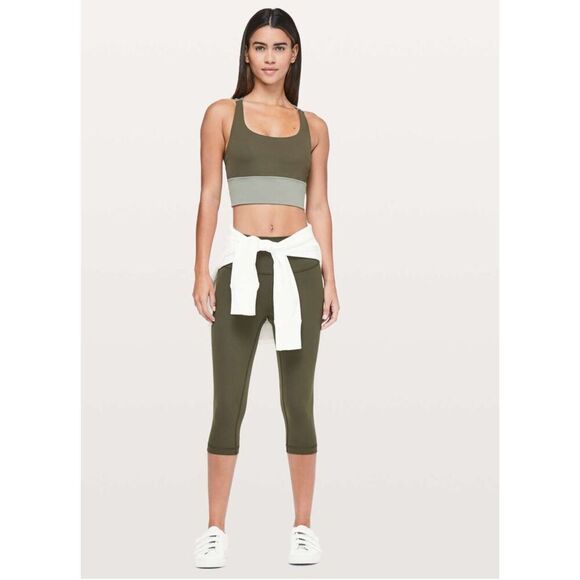 Lululemon Wunder Under Hi-Rise 1/2 Tight Full-On Luxtreme 17" In Dark Olive Gree - Picture 1 of 10